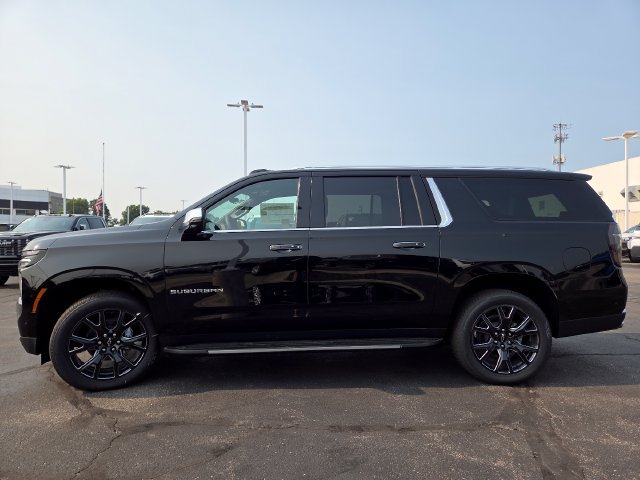 New 2026 Chevrolet Suburban Premier AWD/4WD image 15