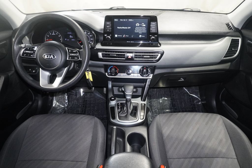 Used 2021 Kia Seltos LX image 16