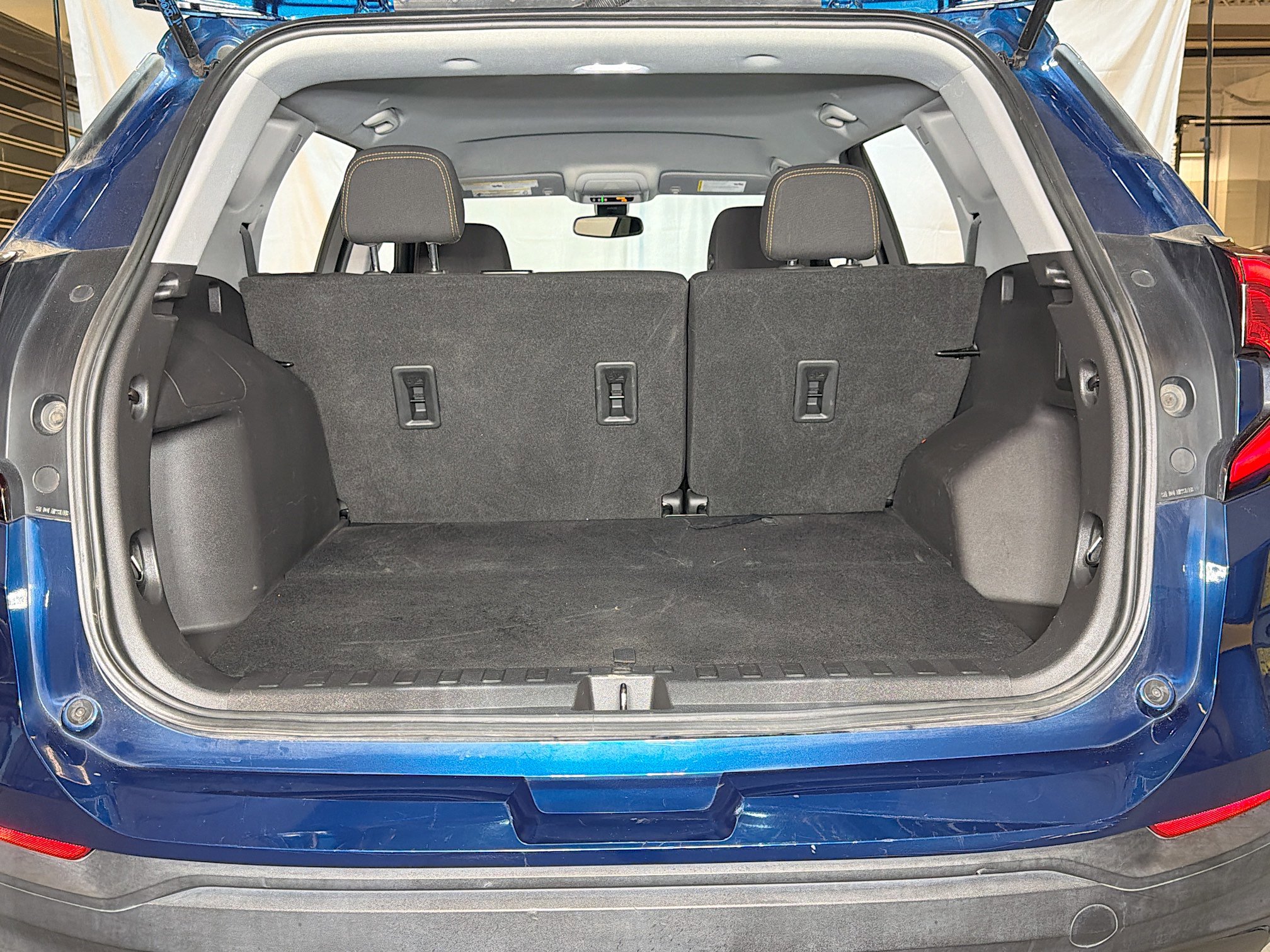 Used 2021 GMC Terrain SLE w/ Driver Convenience Package image 29