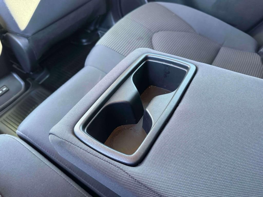 Used 2024 Toyota Highlander LE image 12