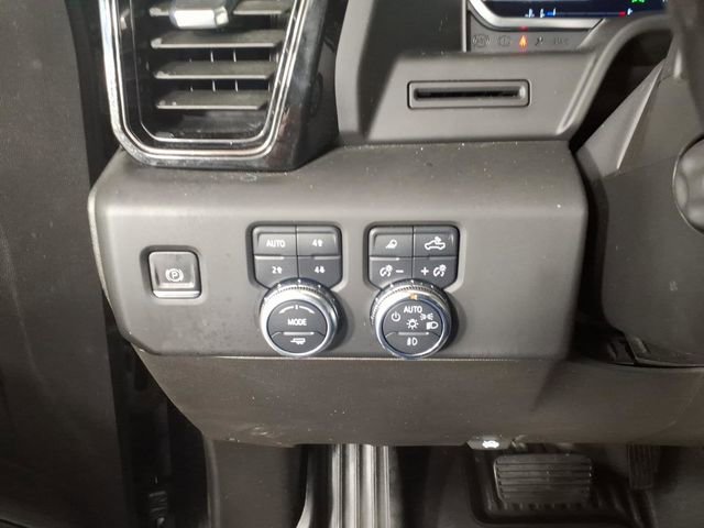 Used 2022 GMC Sierra 1500 AT4 w/ AT4 Preferred Package image 15