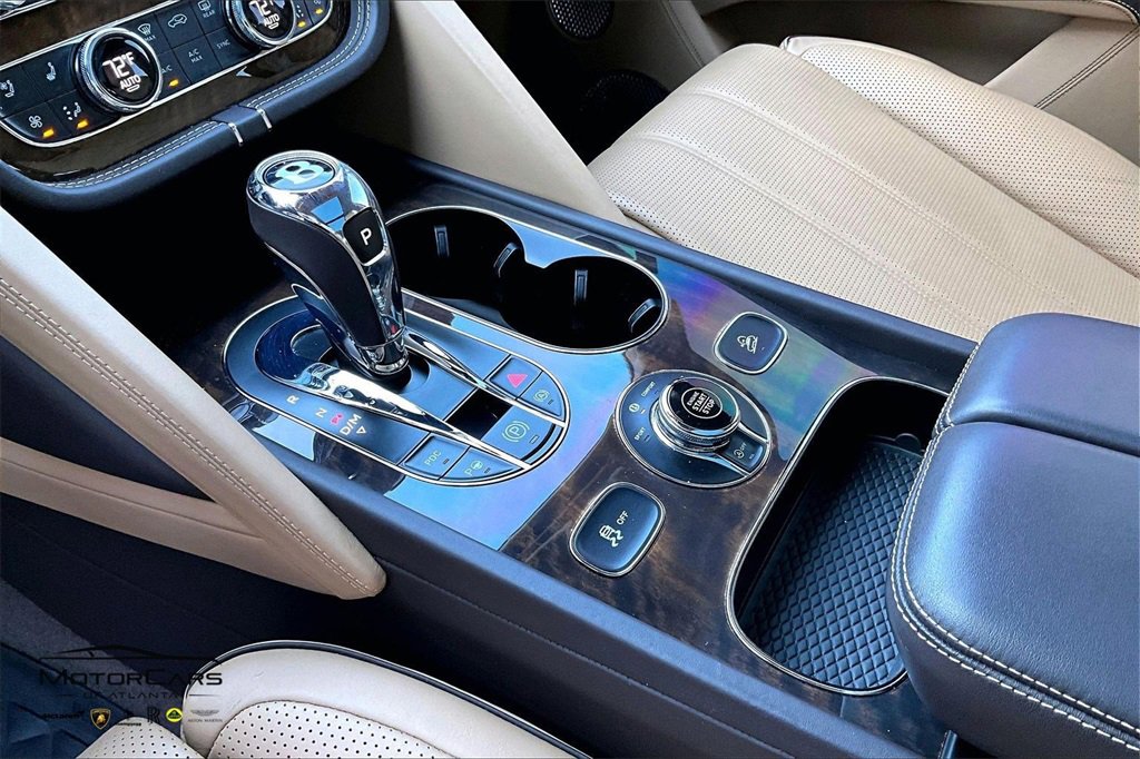 Used 2021 Bentley Bentayga image 16
