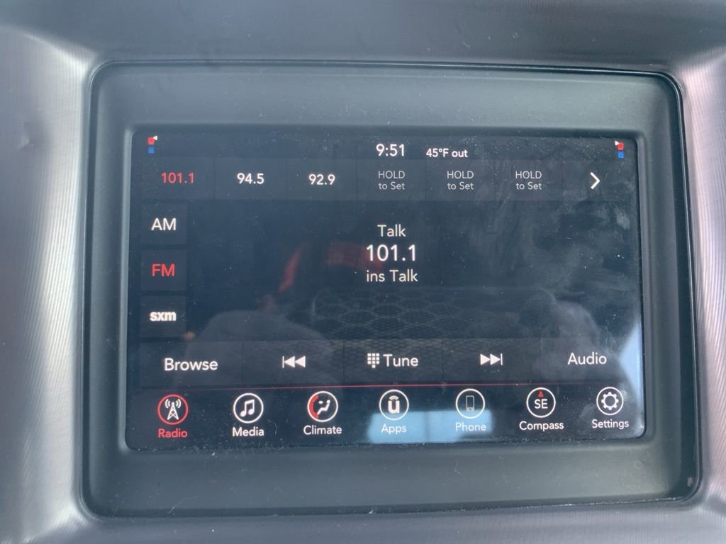 Used 2022 Dodge Charger SXT image 16