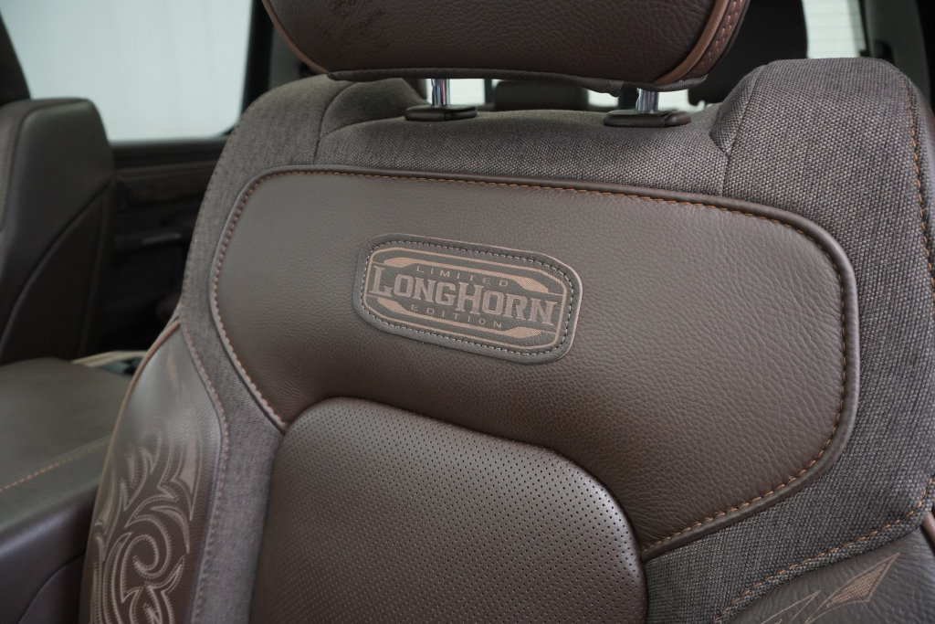 Used 2025 RAM 1500 Limited AWD/4WD image 12