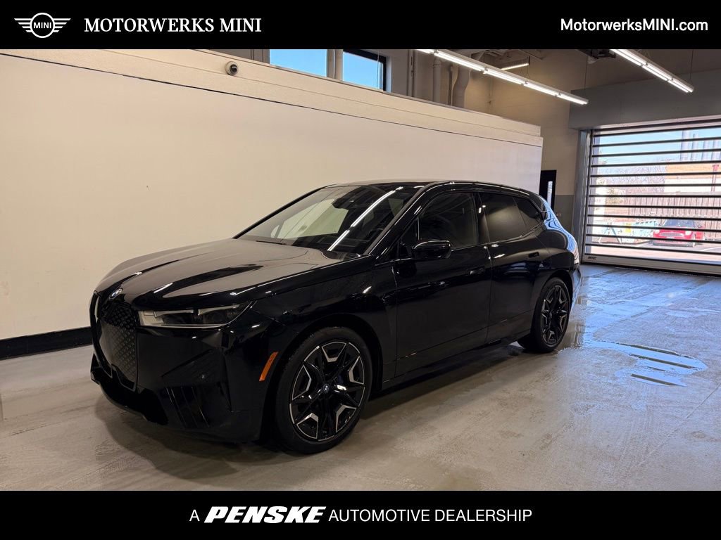 Used 2023 BMW iX xDrive50 w/ Premium Package AWD/4WD image 1