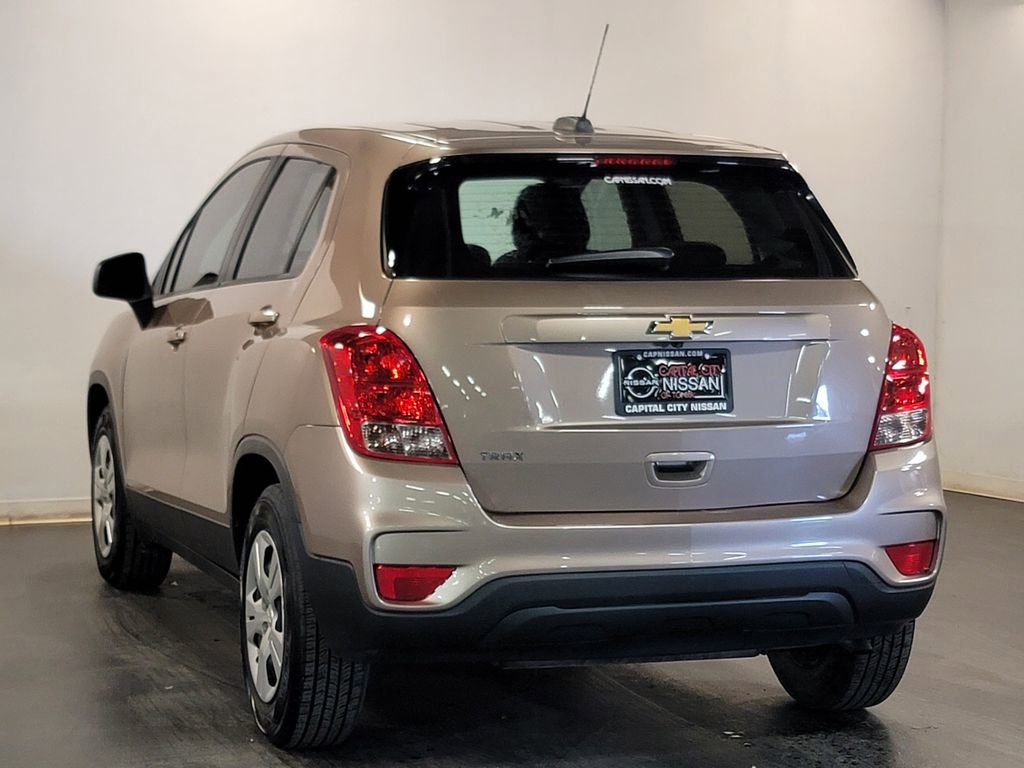 Used 2018 Chevrolet Trax LS image 22