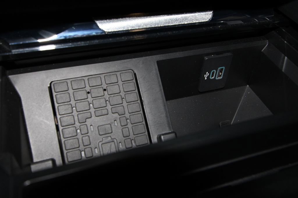 Used 2025 Ford F250 King Ranch w/ Chrome Package image 23