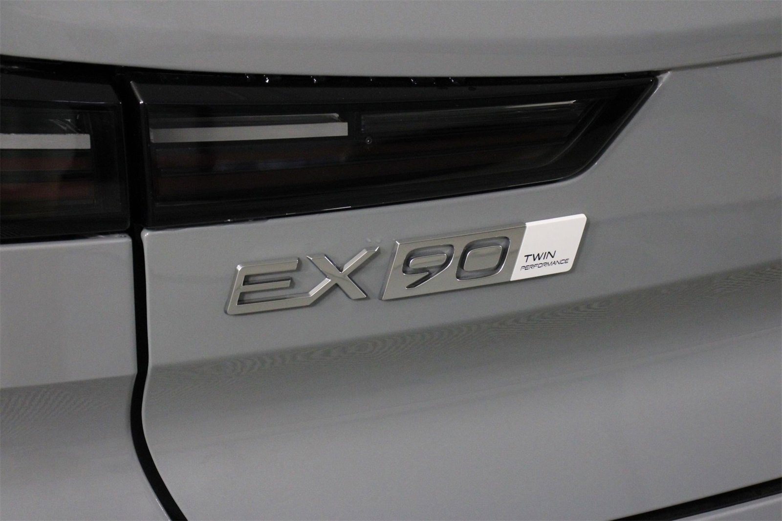 New 2025 Volvo EX90 Plus image 15