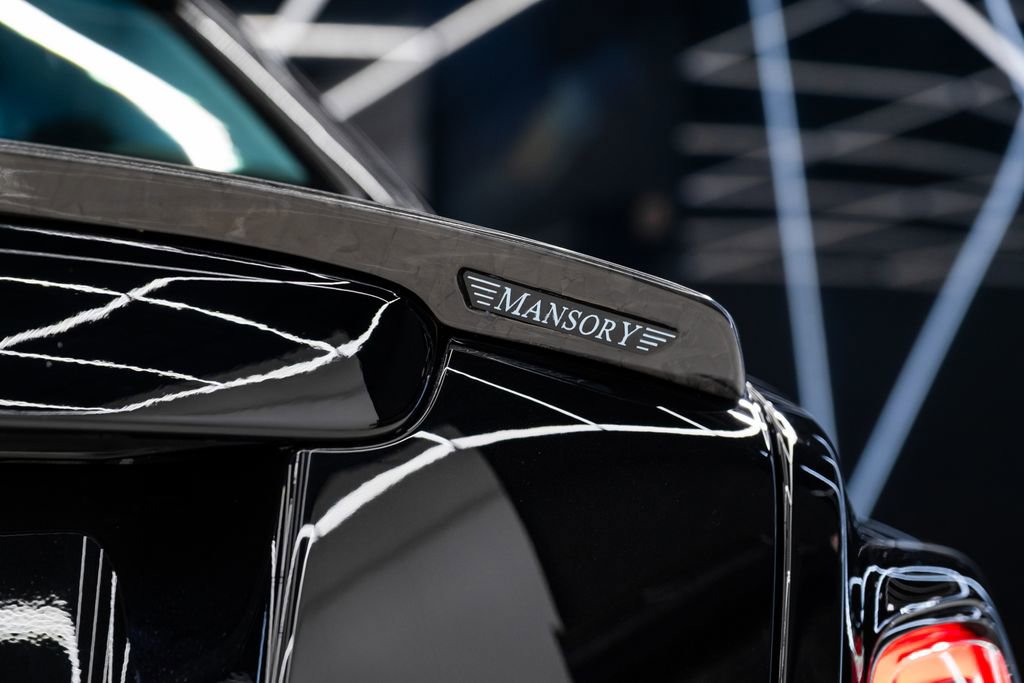 Used 2026 Rolls-Royce Phantom Sedan image 25