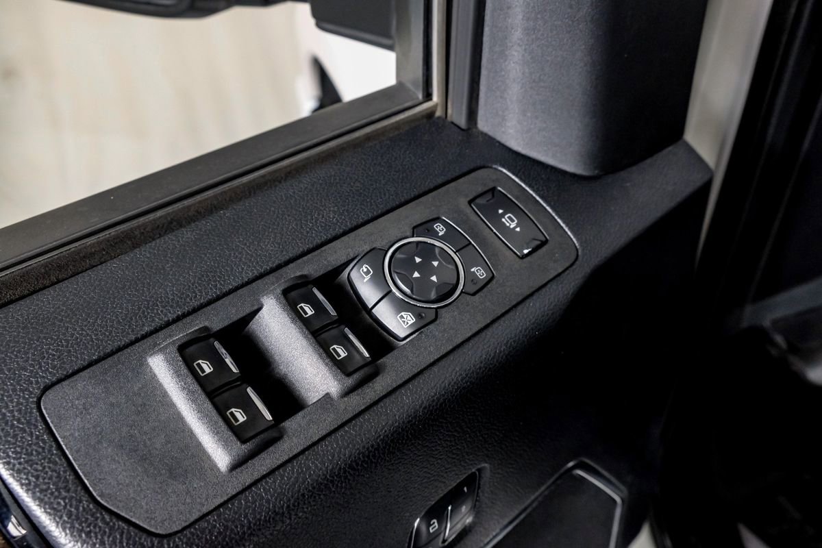 Used 2017 Ford F350 Lariat w/ Lariat Ultimate Package image 36