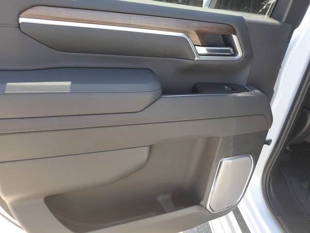 New 2026 Chevrolet Silverado 2500 High Country w/ High Country Premium Package AWD/4WD image 16