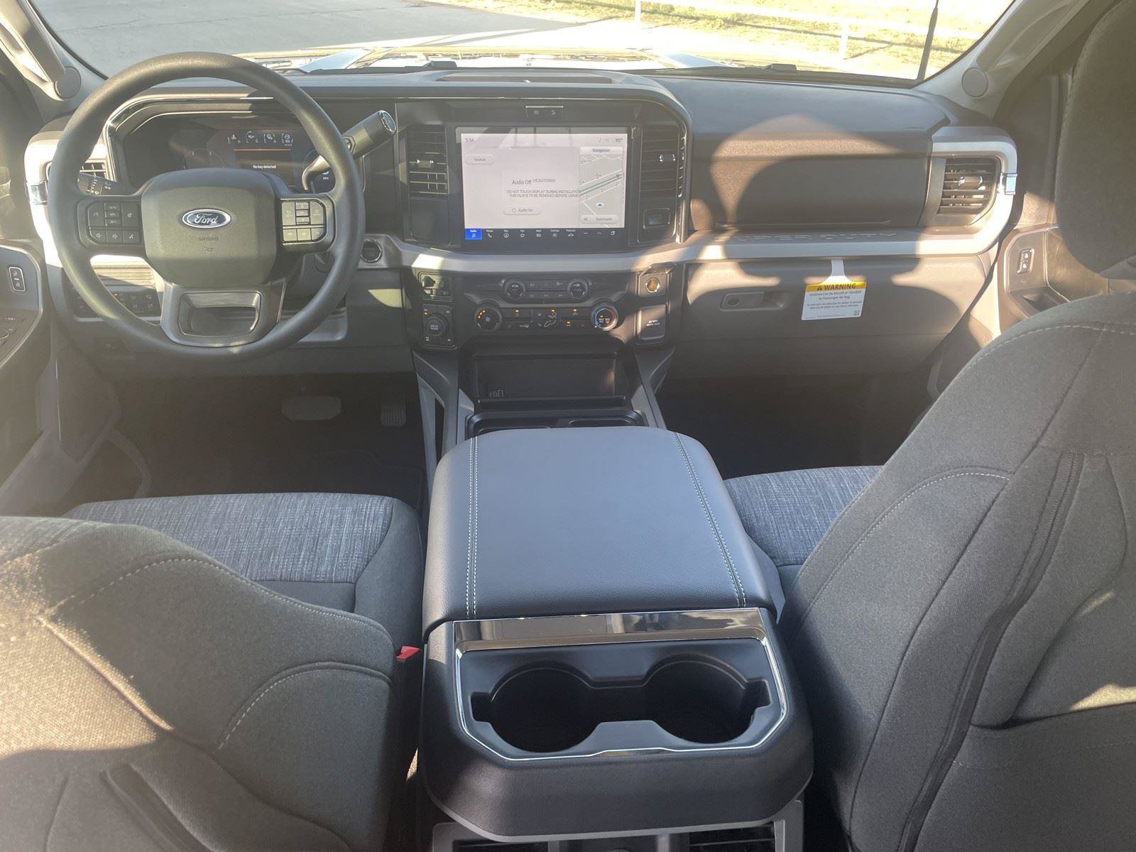 New 2026 Ford F250 XLT w/ XLT Premium Package AWD/4WD image 32