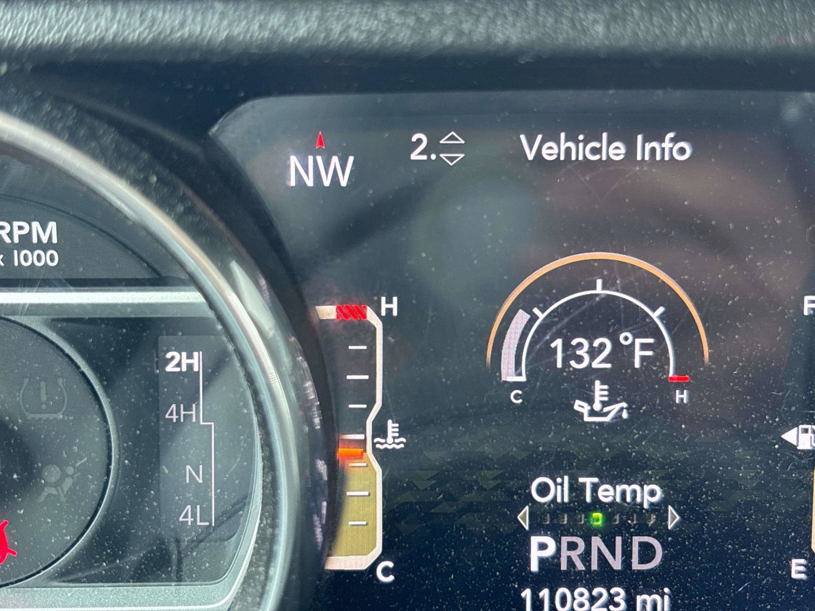 Certified 2018 Jeep Wrangler Unlimited Sahara w/ Dual Top Group AWD/4WD image 17