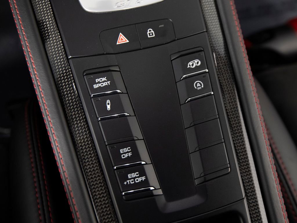 Certified 2023 Porsche 718 Cayman GT4 RWD image 33