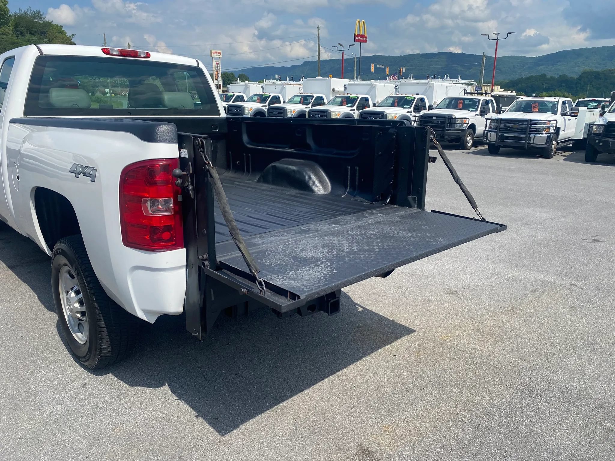 Used 2013 Chevrolet Silverado 2500 W/T AWD/4WD image 32