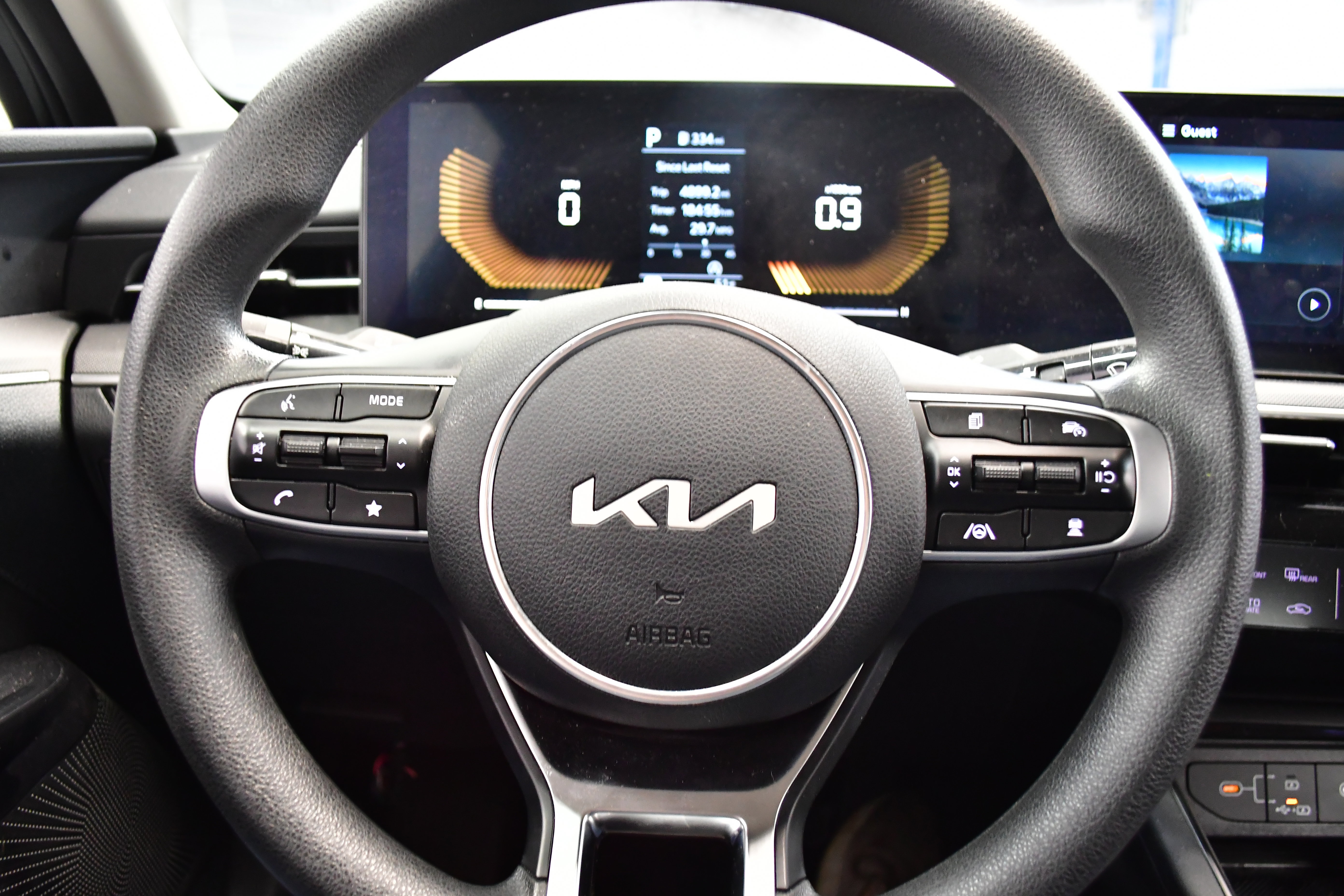 Used 2025 Kia K5 LXS image 18