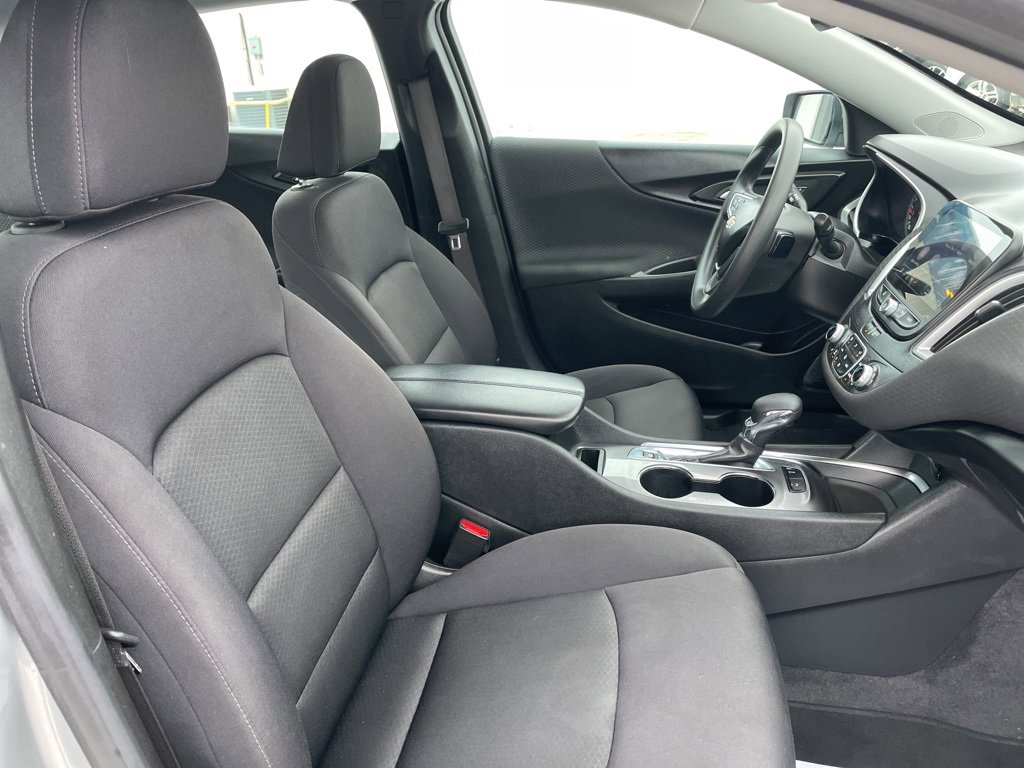Used 2024 Chevrolet Malibu LT image 17