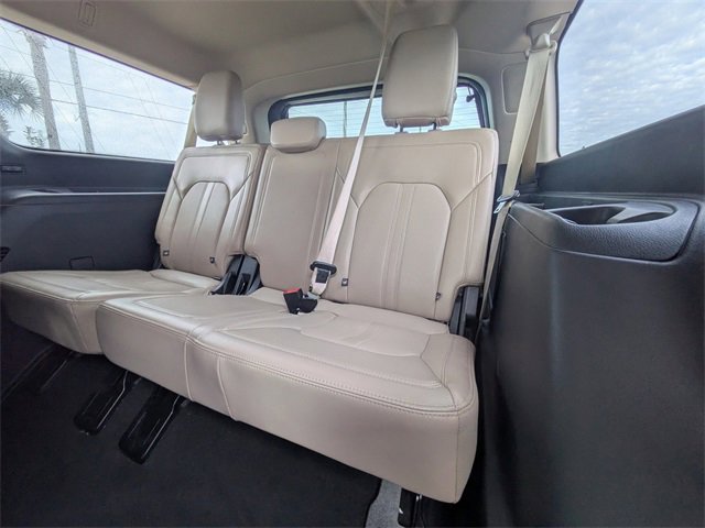 Used 2024 Ford Expedition Max Limited image 16