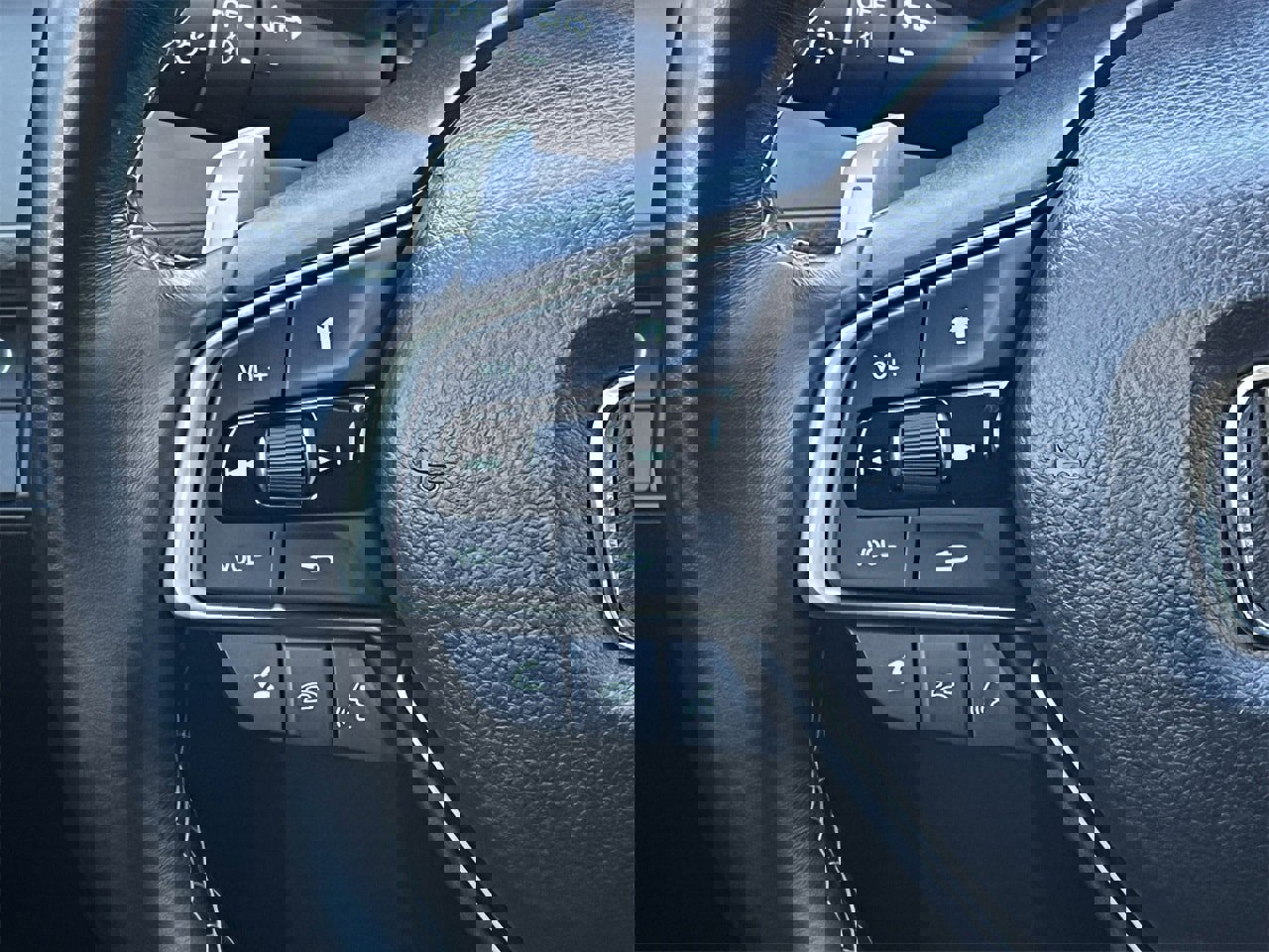 Used 2022 Honda Insight Touring image 12