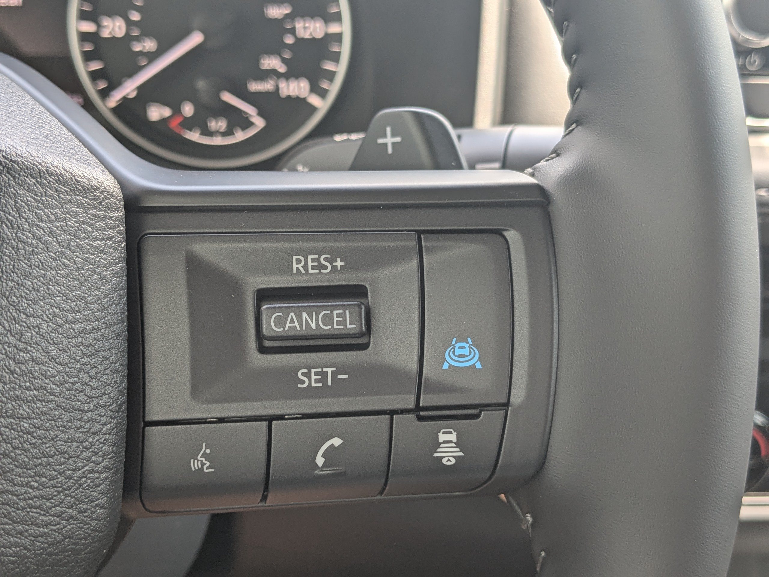 New 2026 Nissan Rogue SV FWD image 25