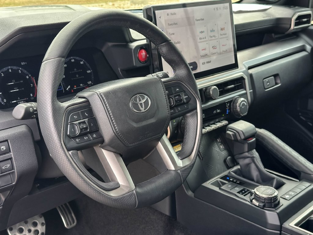 Certified 2025 Toyota 4Runner TRD Sport Premium w/ Tow Technology Package AWD/4WD image 12