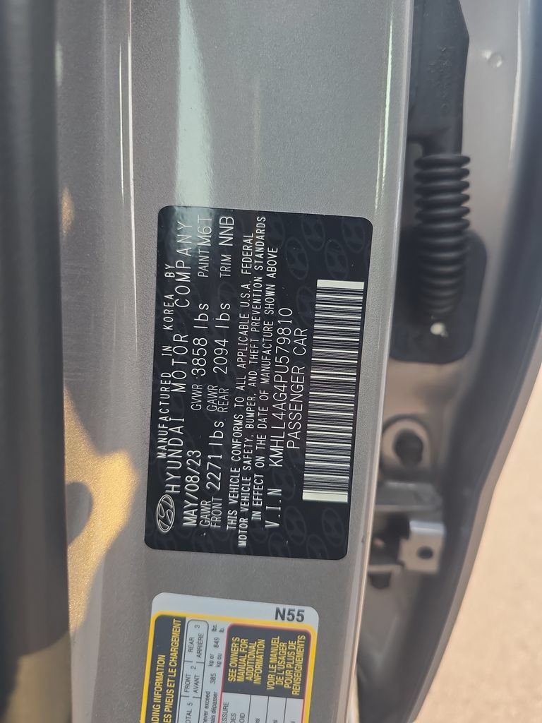 Used 2023 Hyundai Elantra SE FWD image 23