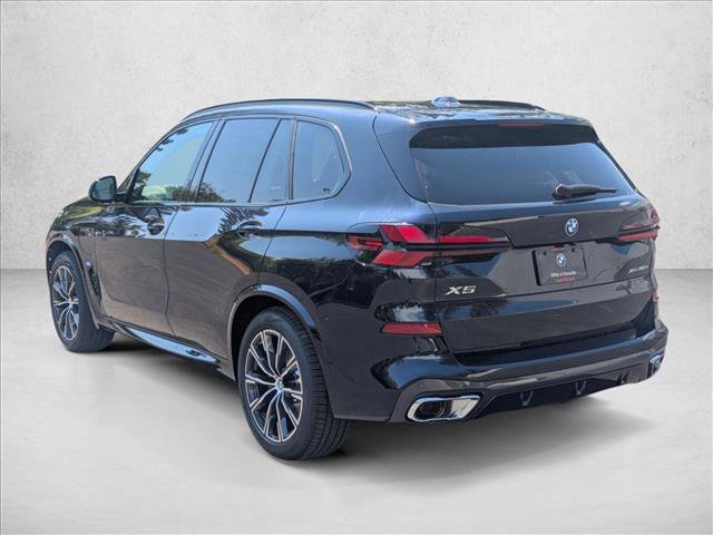 Used 2026 BMW X5 xDrive50e w/ M Sport Package image 8
