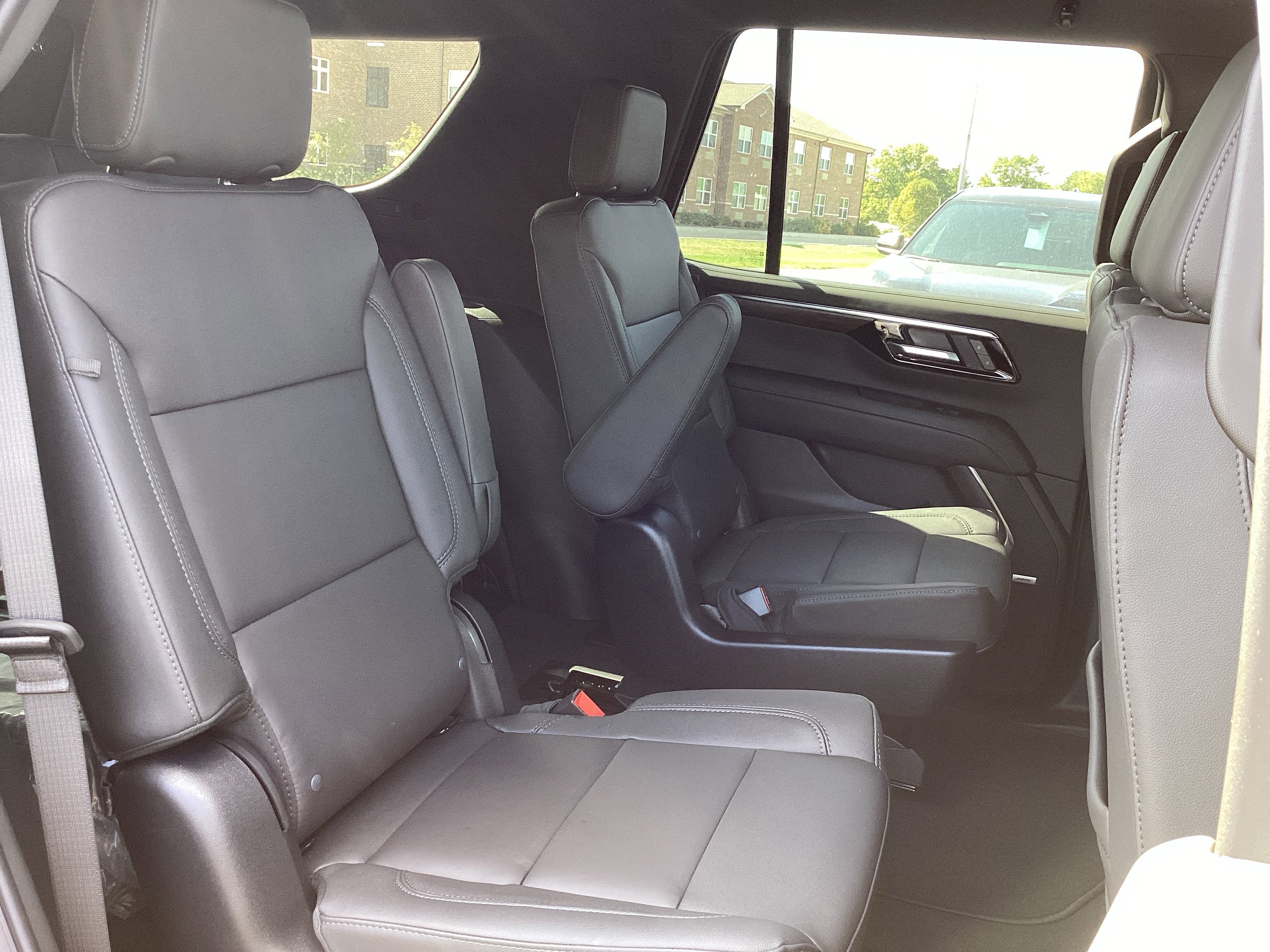 New 2026 Chevrolet Tahoe LT w/ Comfort Package image 33