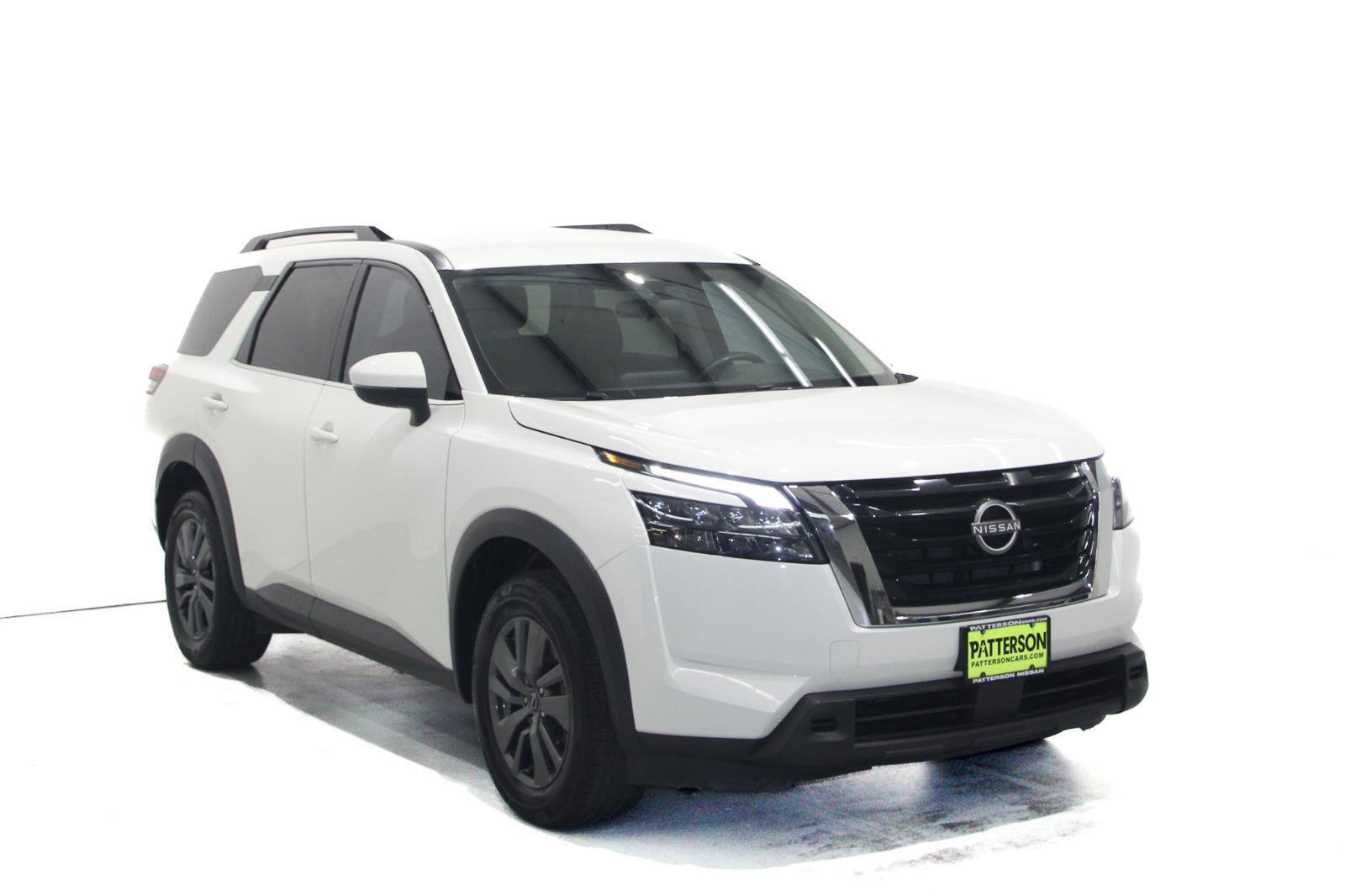 Used 2023 Nissan Pathfinder SV