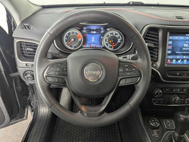 Used 2022 Jeep Cherokee Trailhawk AWD/4WD image 18