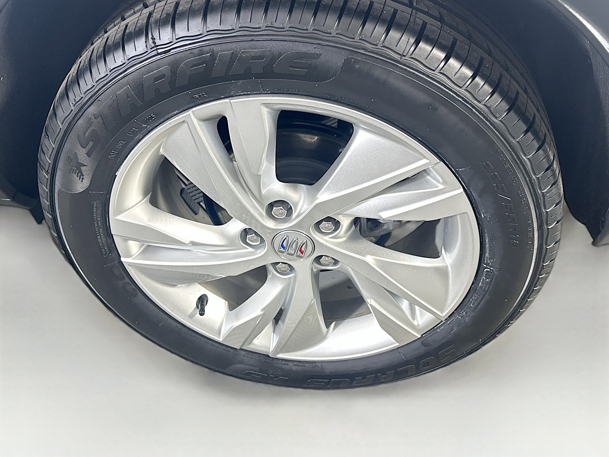 Used 2024 Buick Encore GX Preferred image 11