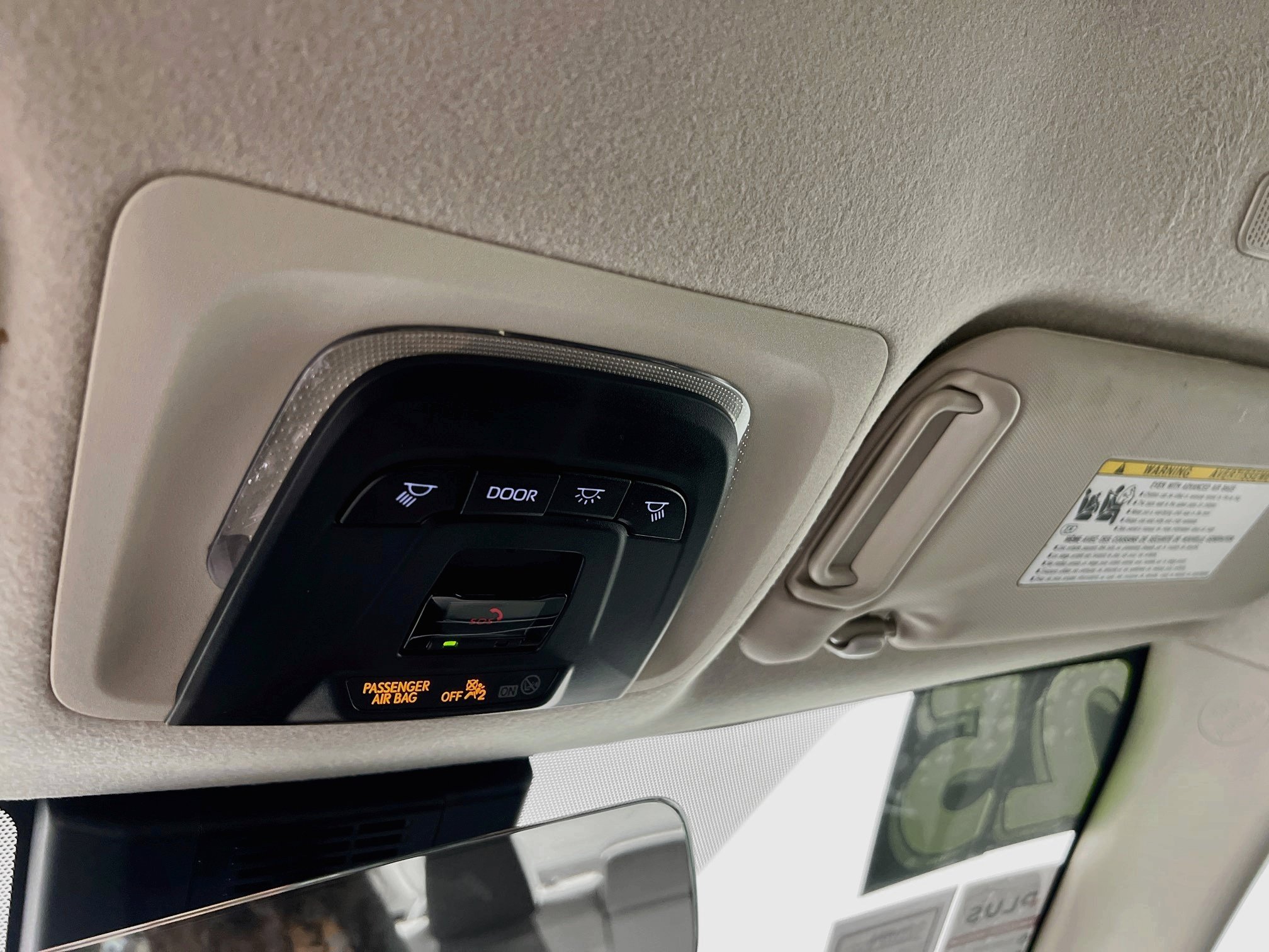 Used 2025 Toyota Corolla LE FWD image 21