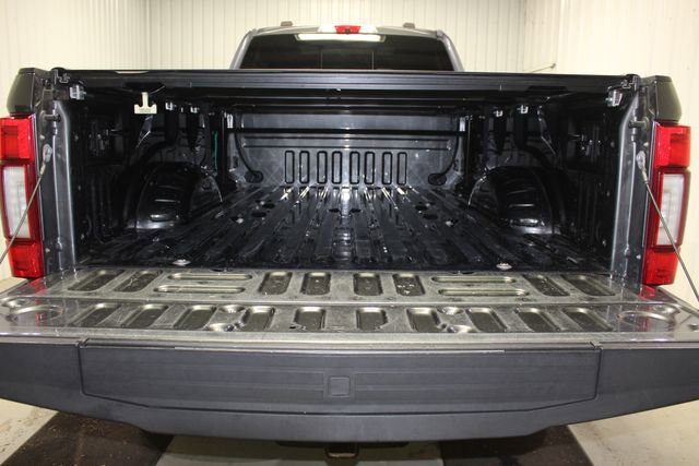 Used 2020 Ford F250 Platinum w/ FX4 Off-Road Package AWD/4WD image 7