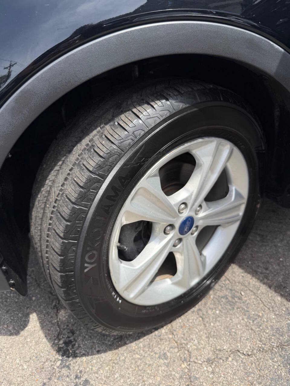 Used 2016 Ford Escape SE w/ Equipment Group 201A FWD image 29