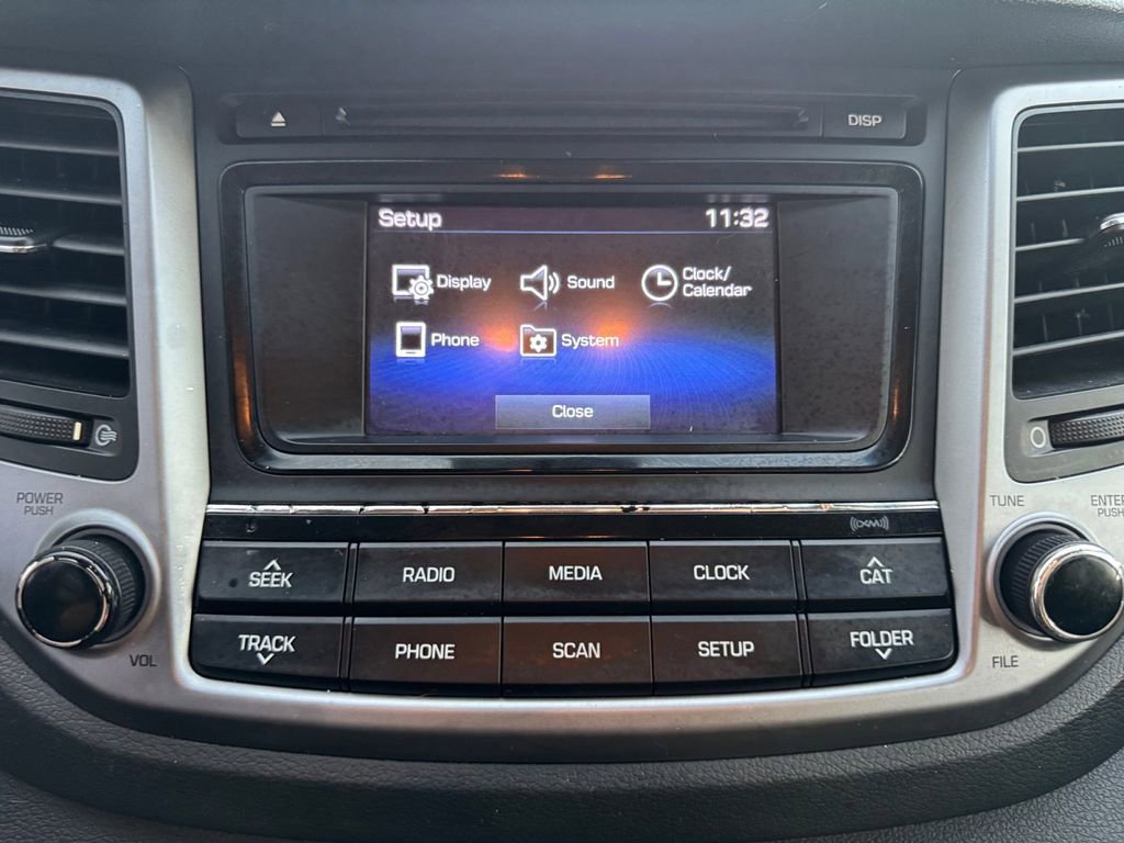 Used 2017 Hyundai Tucson Sport image 25