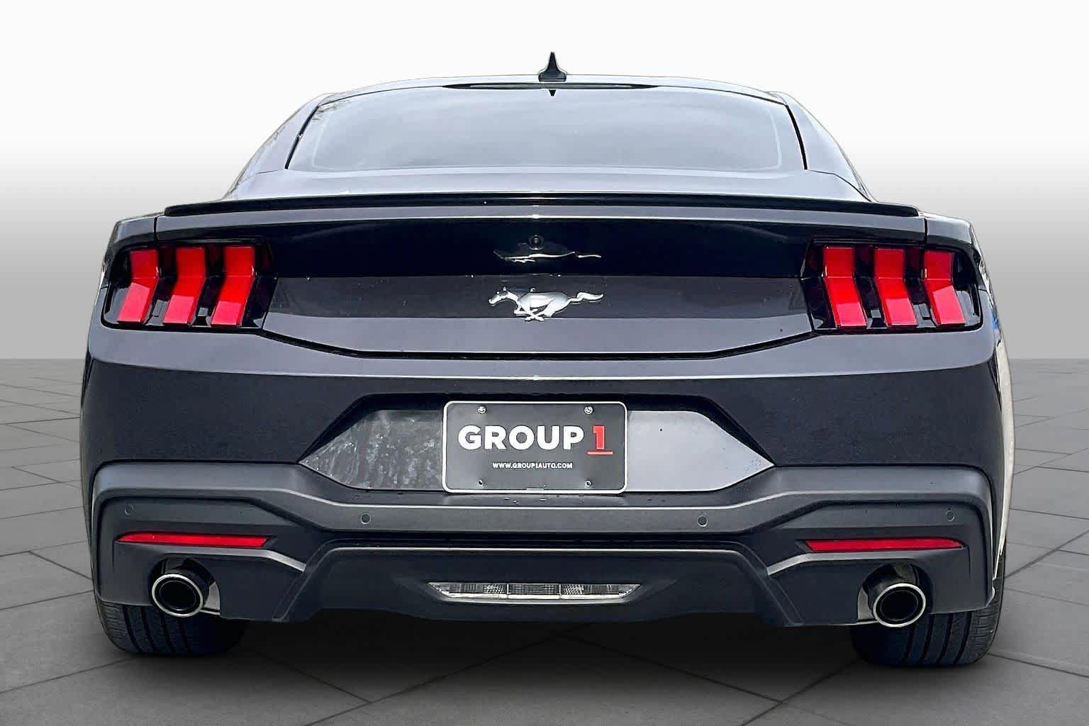 Used 2024 Ford Mustang Premium RWD image 4