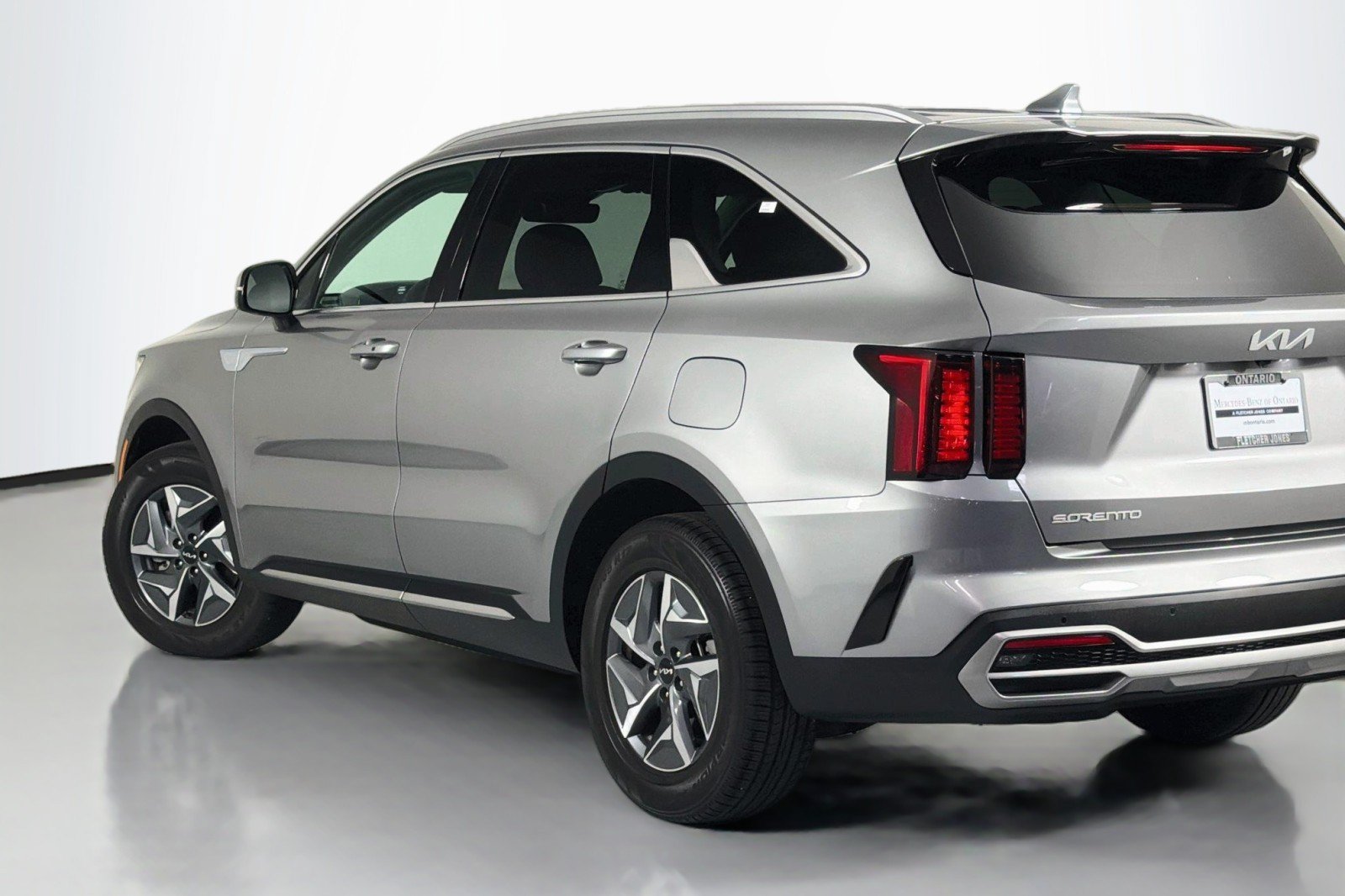 Used 2024 Kia Sorento EX FWD image 16