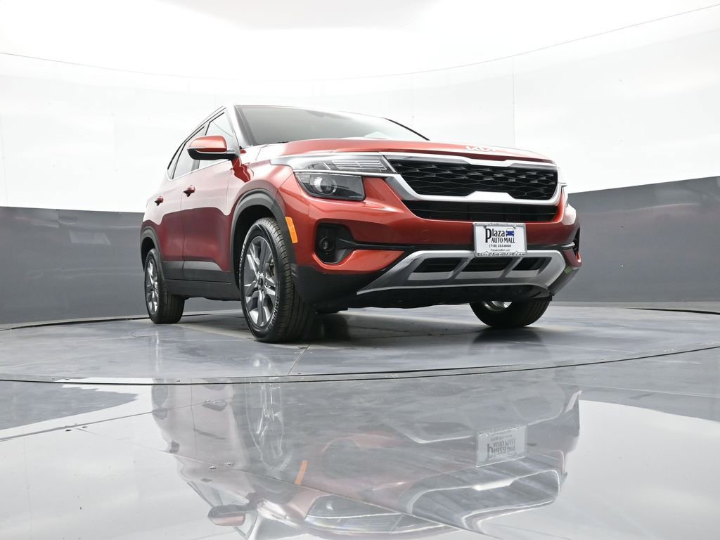 Certified 2022 Kia Seltos S image 27