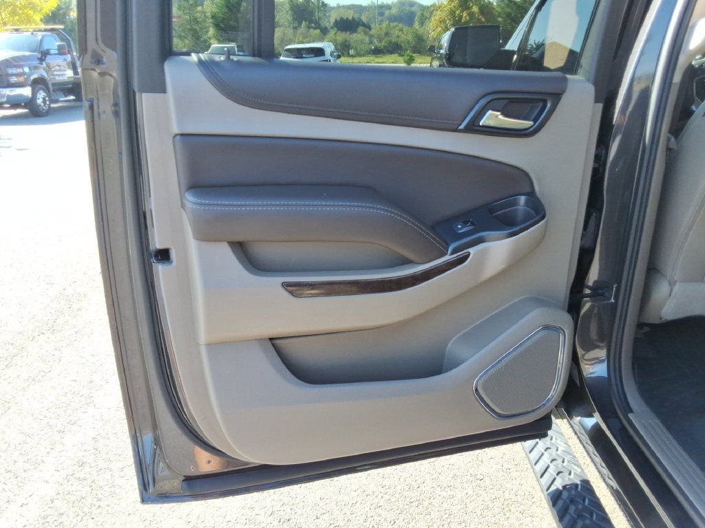 Certified 2017 Chevrolet Suburban LT AWD/4WD image 18