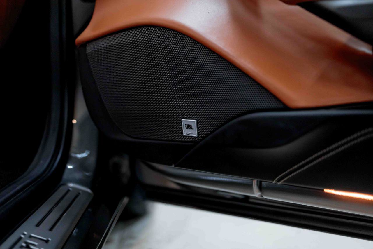 Used 2018 Ferrari 488 Spider image 51