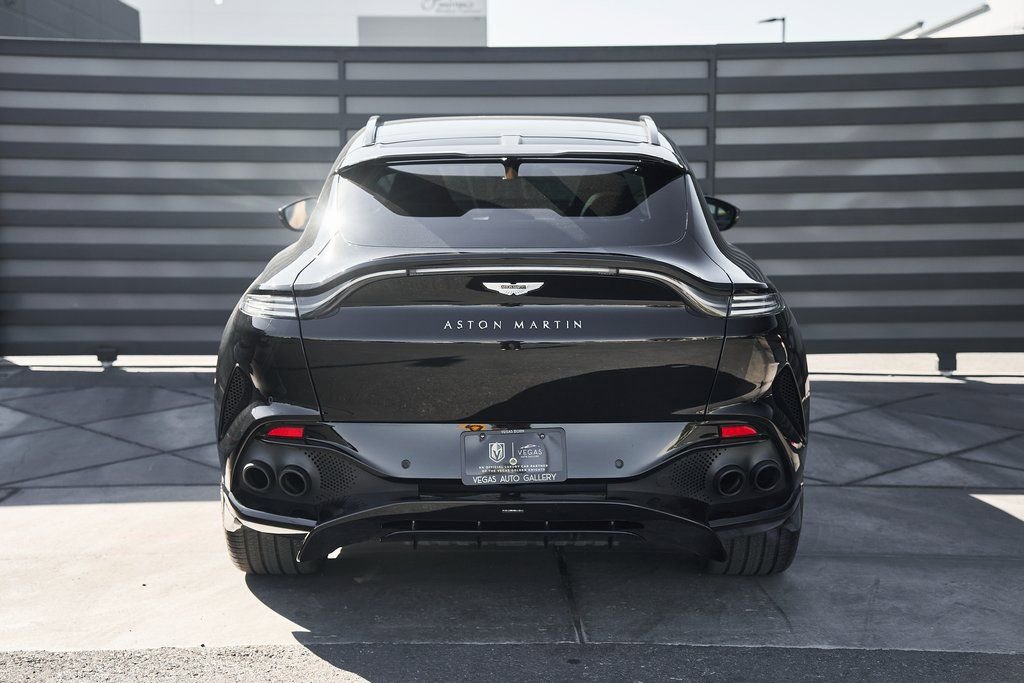 Used 2023 Aston Martin DBX 707 image 12