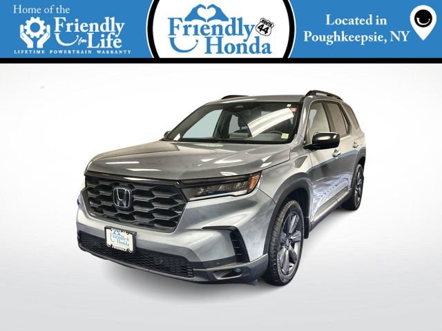 Certified 2025 Honda Pilot Sport image 1