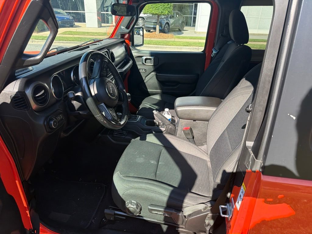 Used 2019 Jeep Wrangler Sport AWD/4WD image 11
