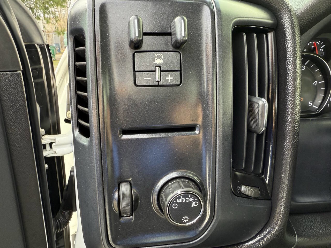 Used 2015 Chevrolet Silverado 3500 W/T w/ WT Convenience Package image 21