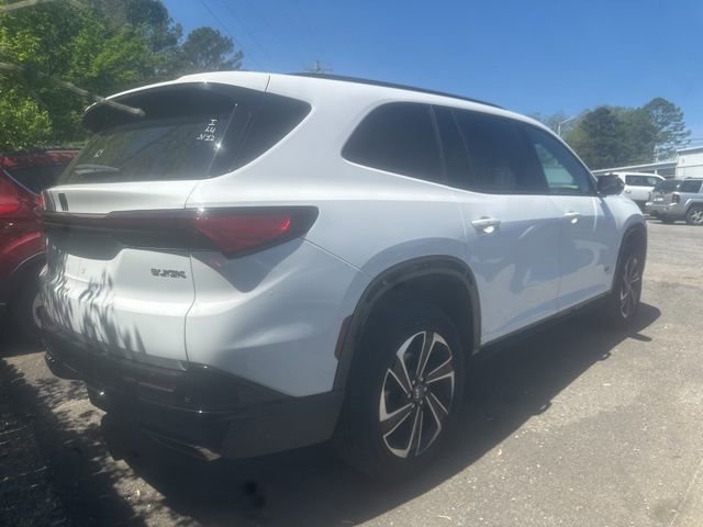 Used 2025 Buick Enclave Sport Touring FWD image 5