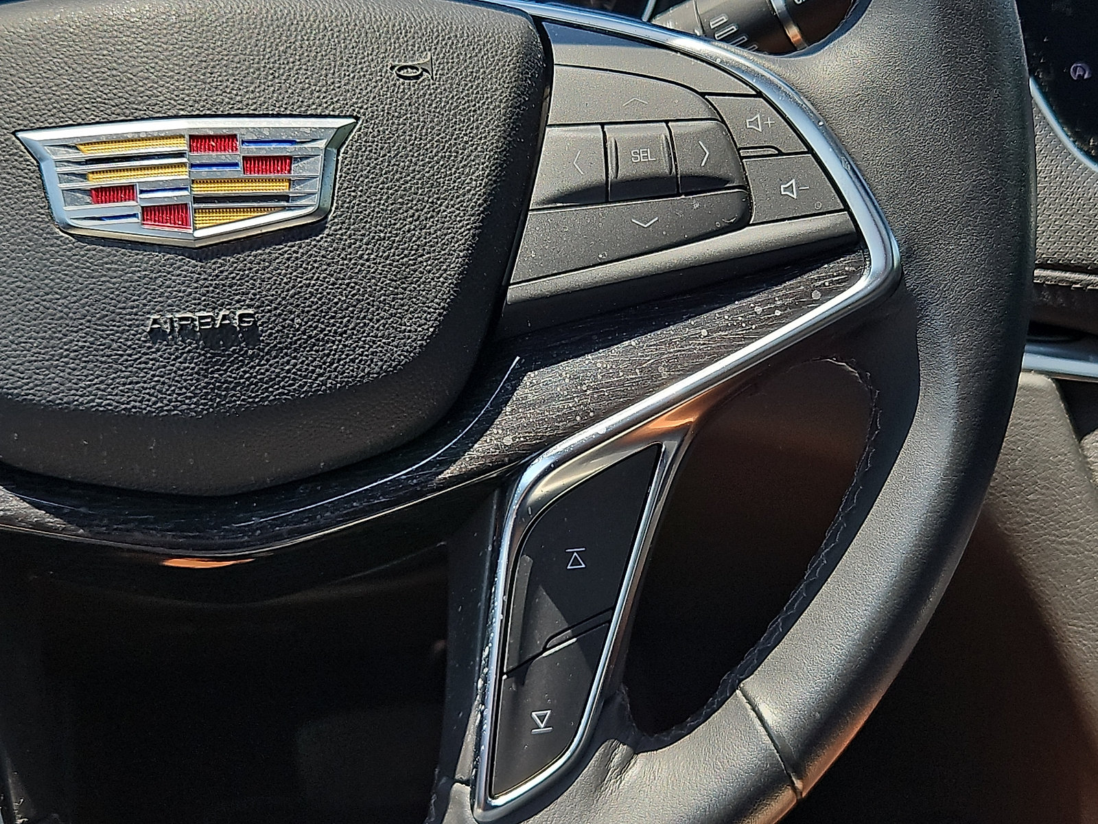 Certified 2023 Cadillac XT5 Premium Luxury FWD image 23