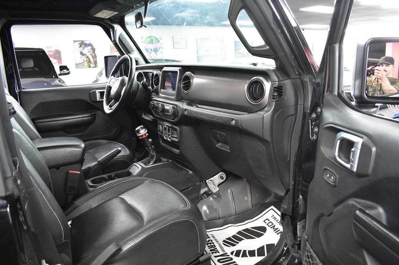 Used 2021 Jeep Wrangler Sport AWD/4WD image 24