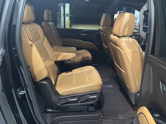 Used 2021 Cadillac Escalade ESV Sport w/ Driver Assist Tech Package image 17