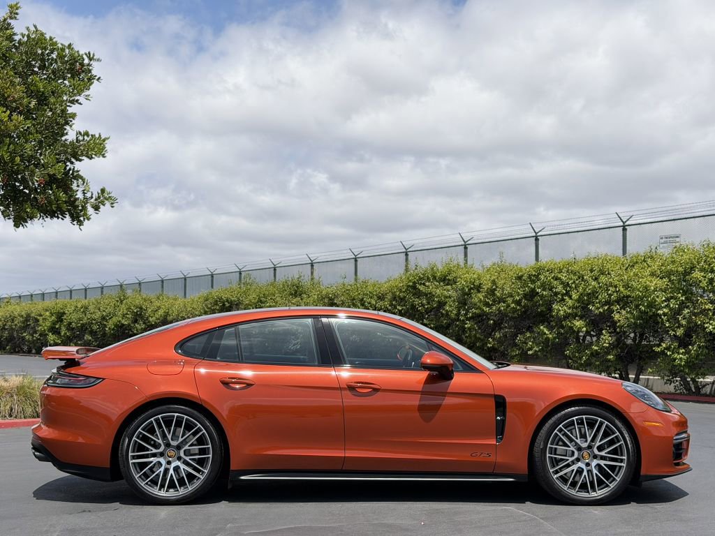 Used 2023 Porsche Panamera GTS w/ Premium Package AWD/4WD image 3