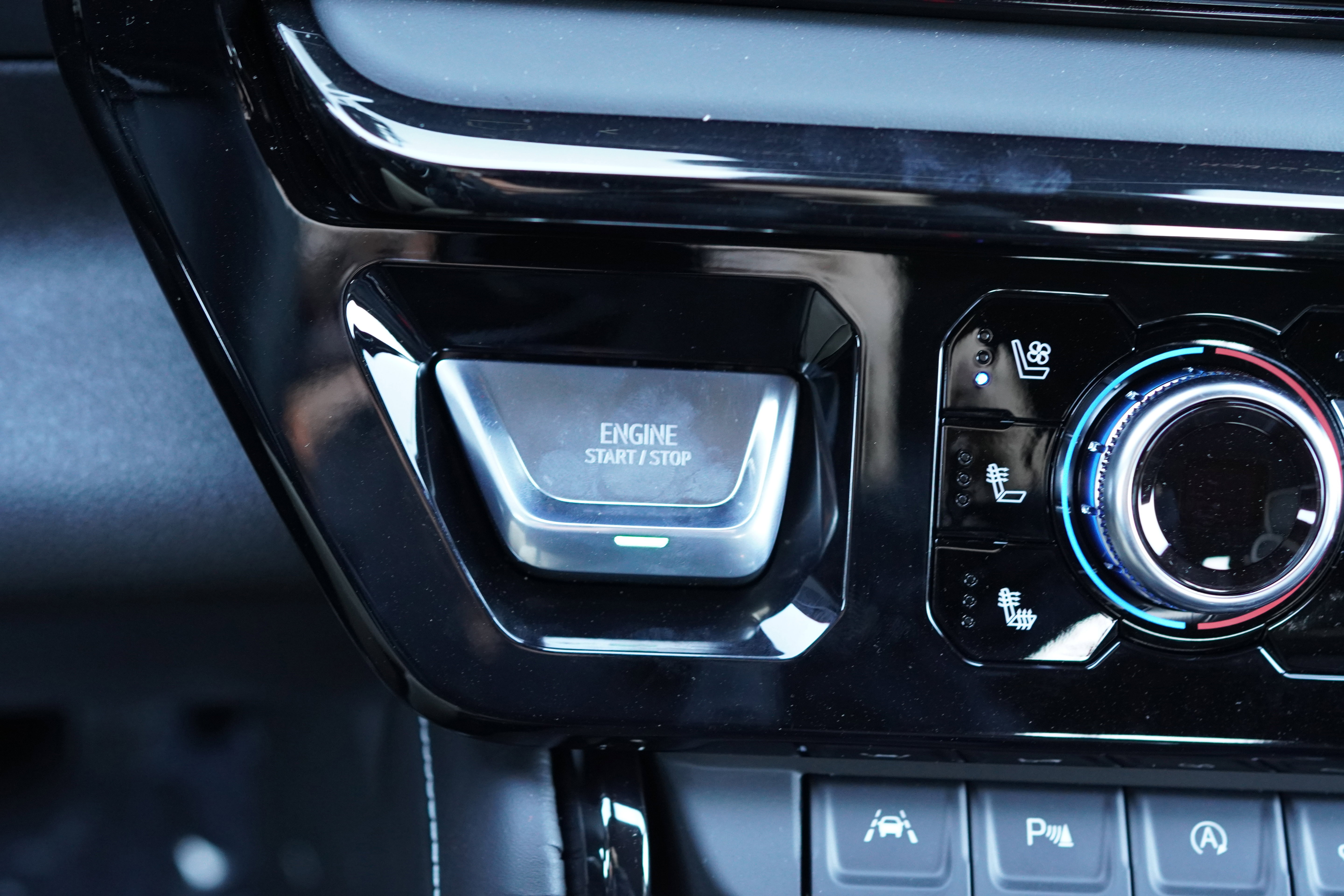 New 2026 GMC Sierra 1500 AT4X AWD/4WD image 40
